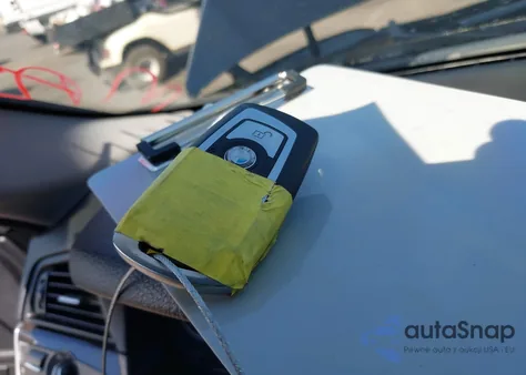 2016 BMW 528I z USA, uszkodzony, nr VIN WBA5A5C50GG352291